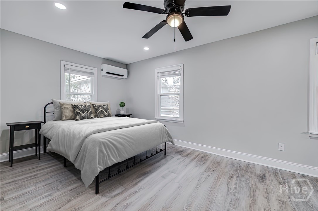 318 East 45th Street, Unit STUDIO Savannah, GA 31405 - Photo 16 of 20 Separate a/c unit for upstairs. Ceiling fan and window blinds.