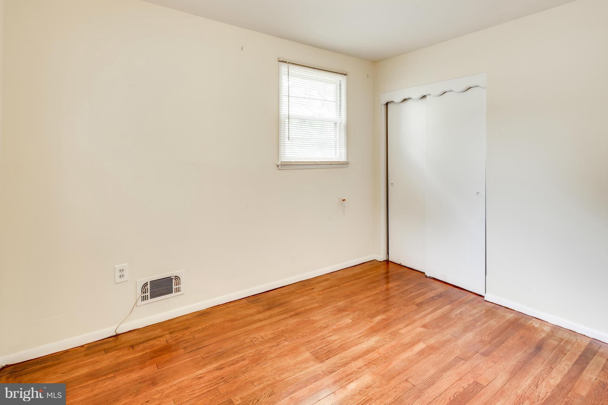 1325 Robin Road Baltimore, MD 21208 - Photo 24 of 27 Bedroom