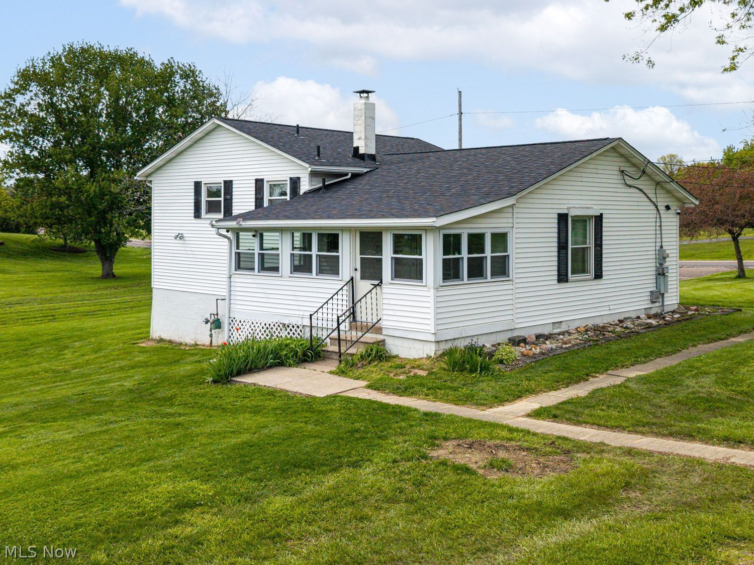 2460 Blake Road Wadsworth, OH 44281 - Photo 7 of 33