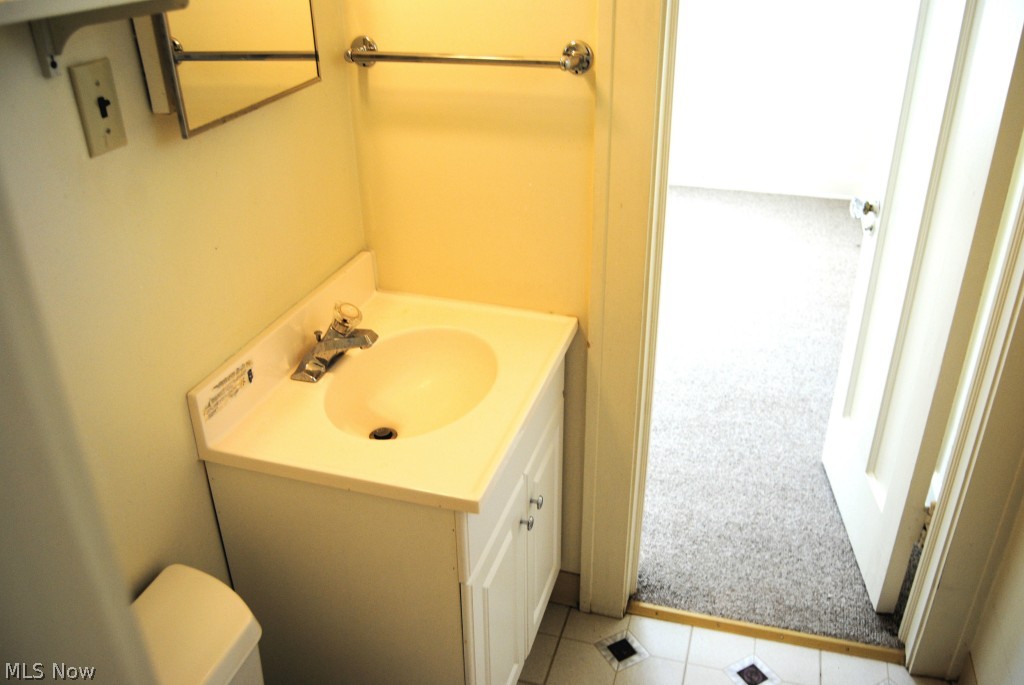 2911 East Overlook Road Cleveland, OH 44118 - Photo 10 of 16 Gallery Image 10
