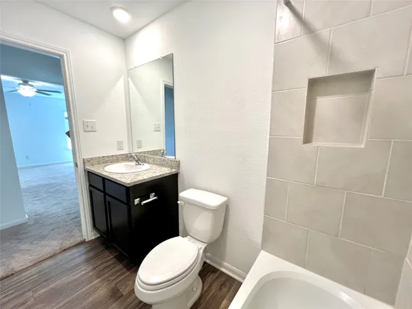 $1,595 | 4130 Trail De Paris New Braunfels Tx 78132, New Braunfels, TX 78132