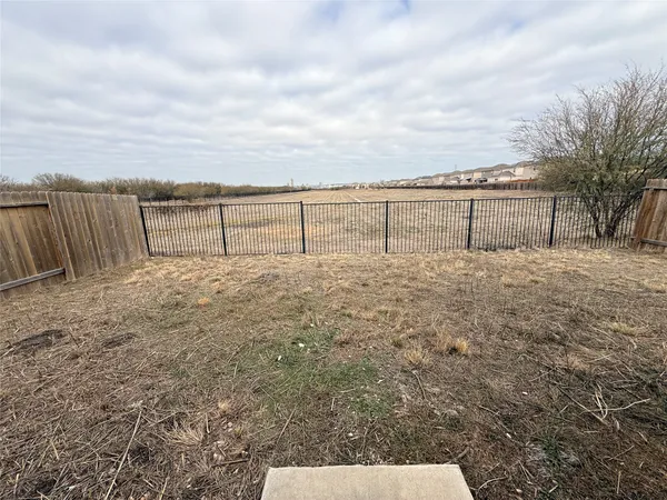 $1,595 | 4130 Trail De Paris New Braunfels Tx 78132, New Braunfels, TX 78132