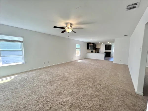 $1,595 | 4130 Trail De Paris New Braunfels Tx 78132, New Braunfels, TX 78132