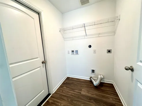 $1,595 | 4130 Trail De Paris New Braunfels Tx 78132, New Braunfels, TX 78132