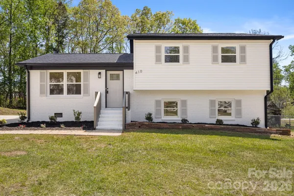 $365,000 | 410 York Road, Troutman, NC 28166