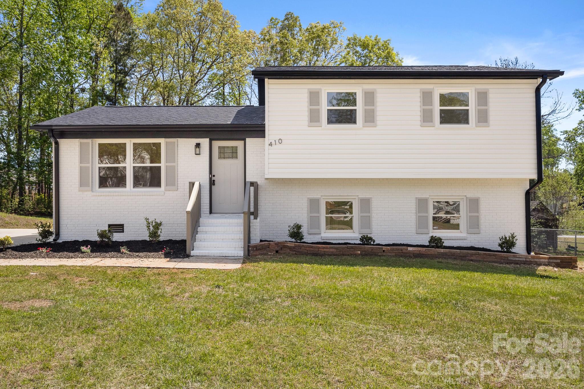 410 York Road Troutman, NC 28166 - Photo 1 of 35