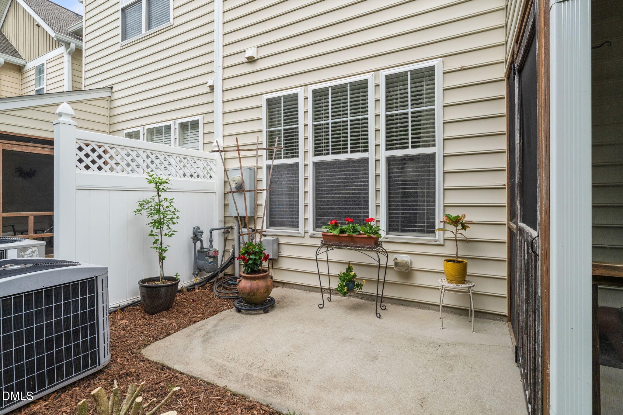 5938 Hourglass Court Raleigh, NC 27612 - Photo 37 of 42 Patio