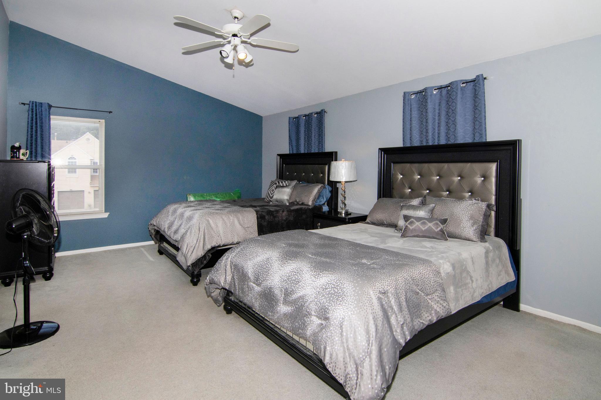 45 Wiltons Landing Road Sicklerville, NJ 08081 - Photo 25 of 48 Master Bedroom: Vaulted Ceiling