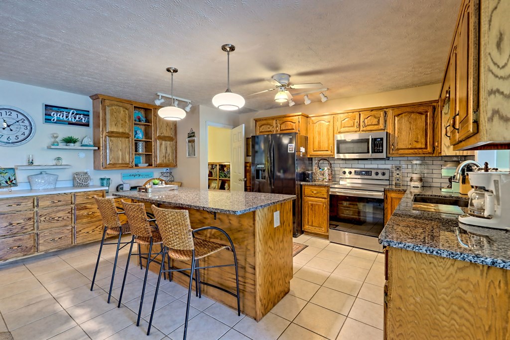 372 Piney Point Road Blairsville, GA 30512 - Photo 13 of 88 Gallery Image 13
