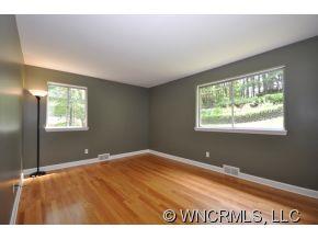 17 Beaverbrook Road Asheville, NC 28804 - Photo 10 of 13 Gallery Image 10