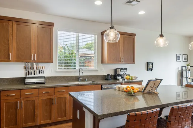 $1,050,000 | 226 Saffron Court, Napa, CA 94559