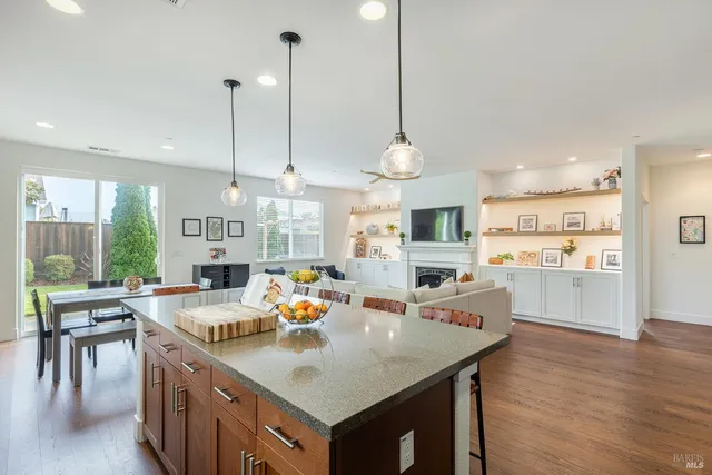 $1,050,000 | 226 Saffron Court, Napa, CA 94559