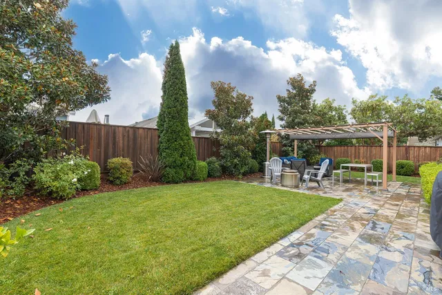 $1,050,000 | 226 Saffron Court, Napa, CA 94559