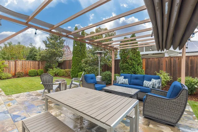 $1,050,000 | 226 Saffron Court, Napa, CA 94559