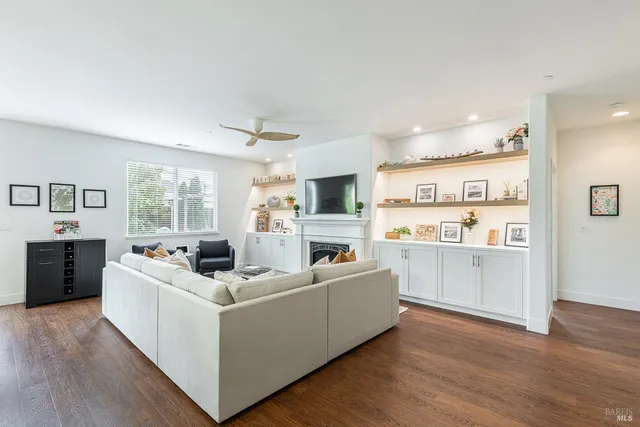 $1,050,000 | 226 Saffron Court, Napa, CA 94559