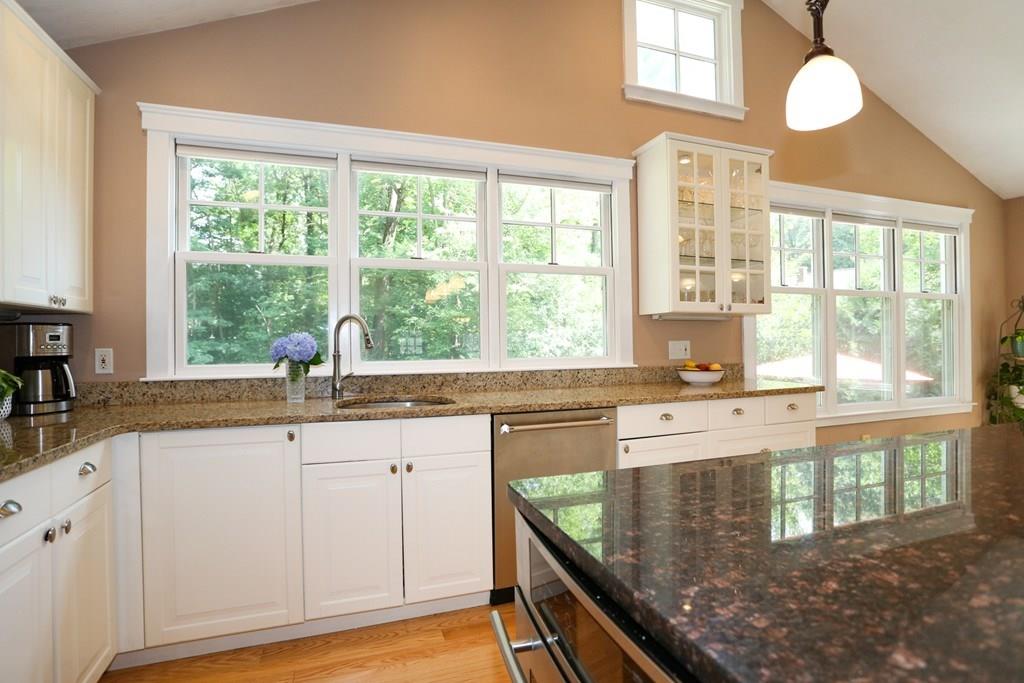 26 Howell Road Sudbury, MA 01776 - Photo 4 of 36 Gallery Image 4
