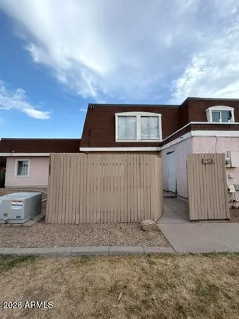 $205,000 | 3326 West Las Palmaritas Drive, Phoenix, AZ 85051