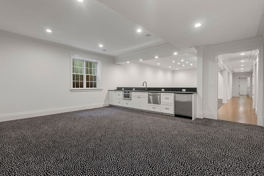 55 Old Farm Road Wellesley, MA 02481 - Photo 30 of 41