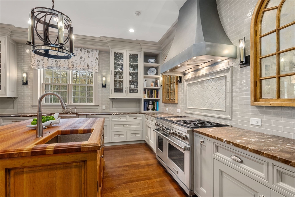 55 Old Farm Road Wellesley, MA 02481 - Photo 6 of 41