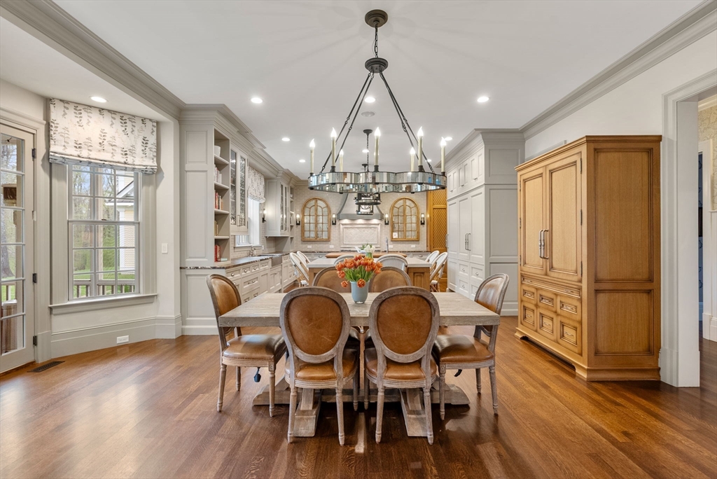 55 Old Farm Road Wellesley, MA 02481 - Photo 7 of 41