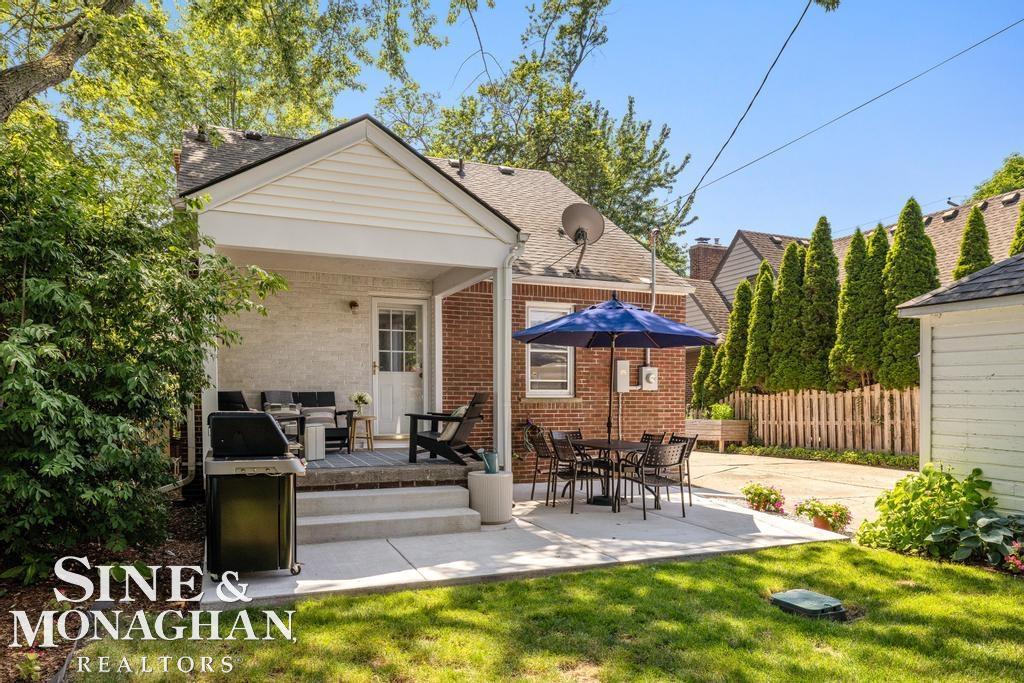 430 Touraine Road Grosse Pointe Farms, MI 48236 - Photo 21 of 27
