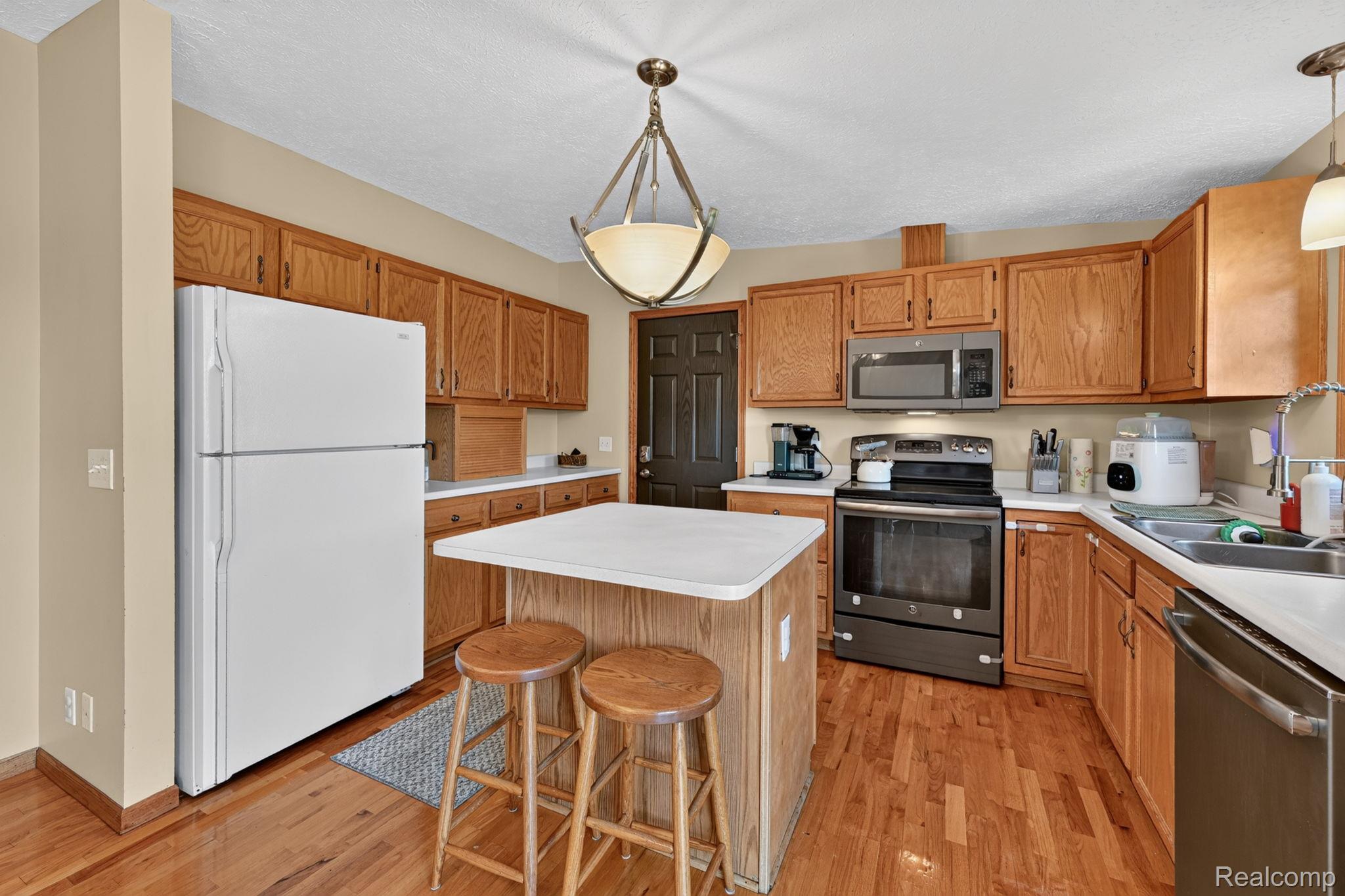 9889 Ditch Road Chesaning, MI 48616 - Photo 19 of 71 19-web-or-mls-DSC_8798.jpg