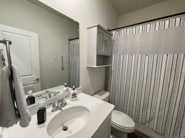 $2,600 | 2917 Grizzly Road, Aubrey, TX 76227