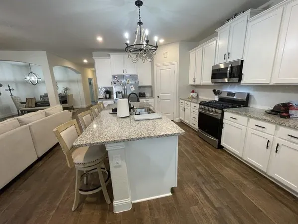 $2,600 | 2917 Grizzly Road, Aubrey, TX 76227