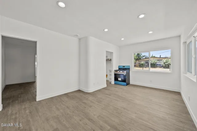 $550,000 | 35114 82nd Street East, Unit E, Littlerock, CA 93543