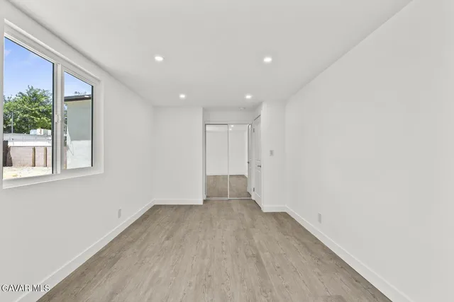 $550,000 | 35114 82nd Street East, Unit E, Littlerock, CA 93543