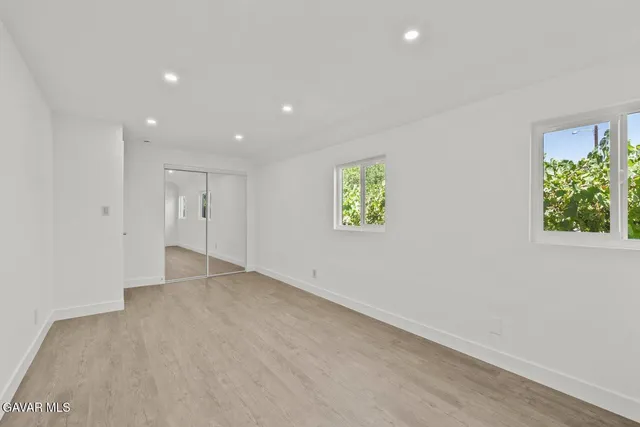 $550,000 | 35114 82nd Street East, Unit E, Littlerock, CA 93543