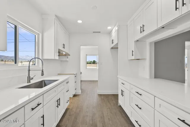 $550,000 | 35114 82nd Street East, Unit E, Littlerock, CA 93543