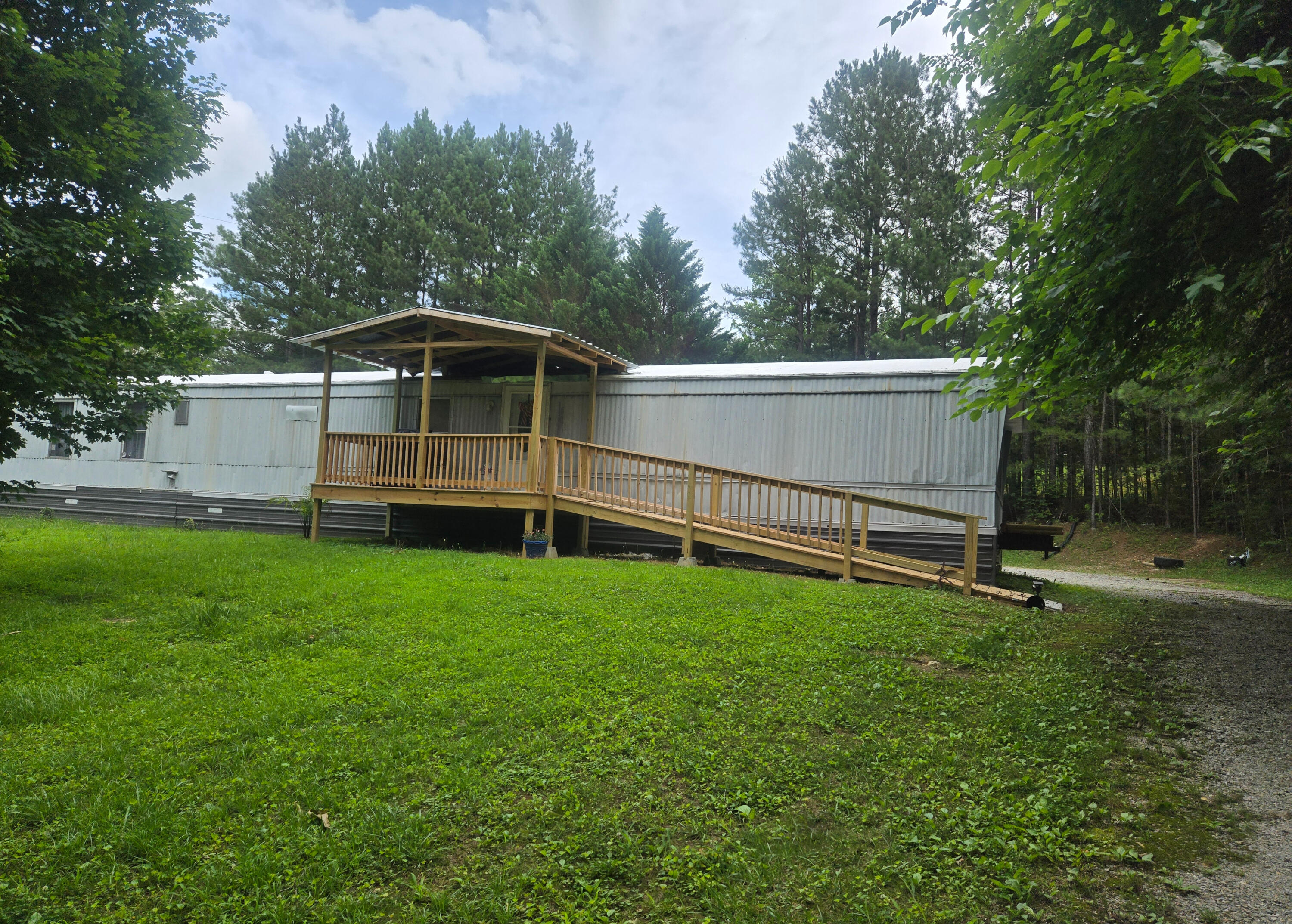787 Boss Road, Unit 3 Chickamauga, GA 30707 - Photo 2 of 15 Front of House