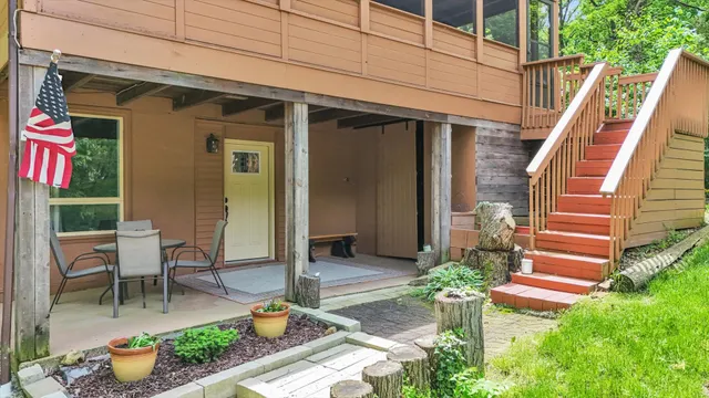 $228,500 | 131 Shawnee Lane, Loda, IL 60948