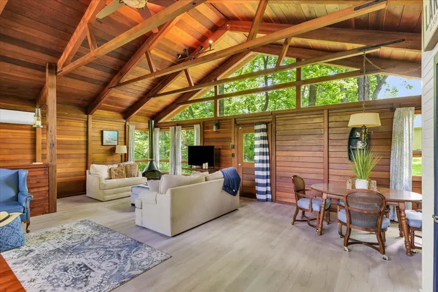 $228,500 | 131 Shawnee Lane, Loda, IL 60948