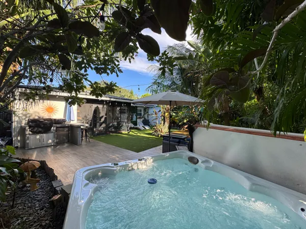 $3,200 | 1605 North N Street, Lake Worth Beach, FL 33460