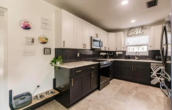 $3,200 | 1605 North N Street, Lake Worth Beach, FL 33460