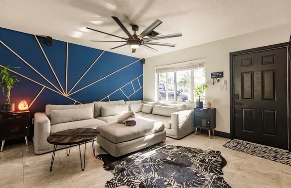 $3,200 | 1605 North N Street, Lake Worth Beach, FL 33460