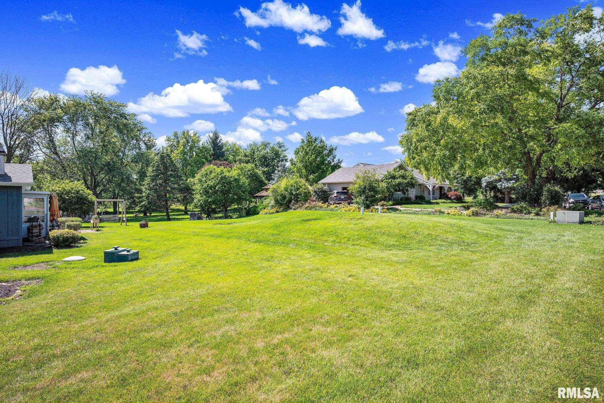 17 Marion Point Pekin, IL 61554 - Photo 27 of 45 Gallery Image 27