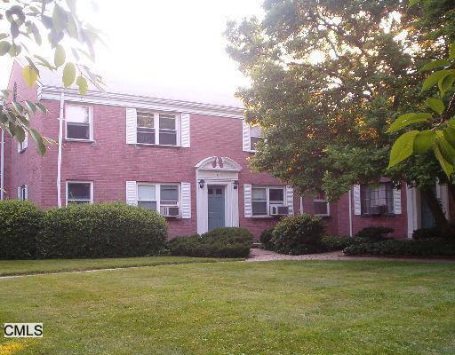 194 Seaton Road, Unit 2 Stamford, CT 06902 - Photo 1 of 1