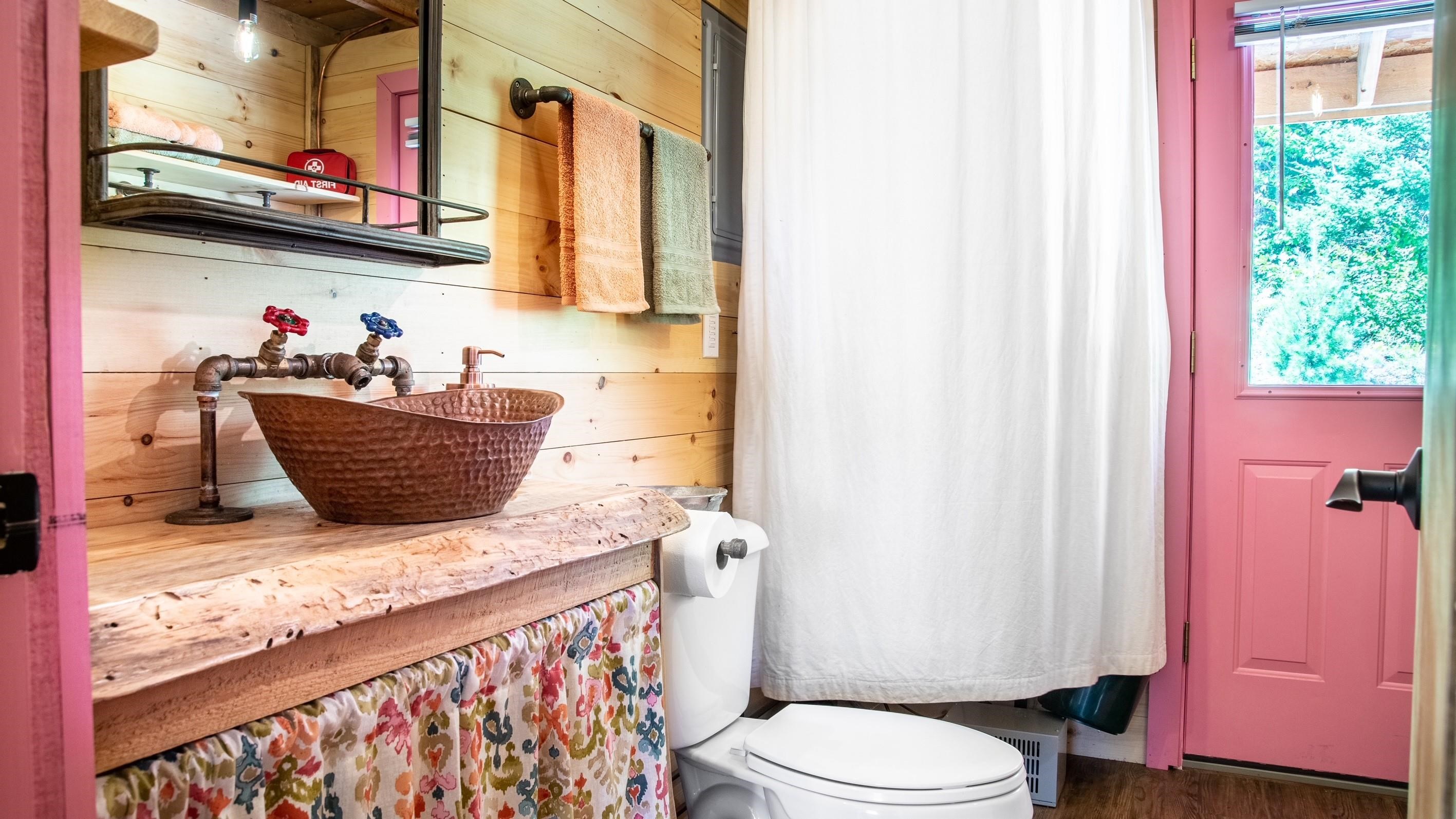 741 Shaw Road Roxbury, VT 05669 - Photo 4 of 31