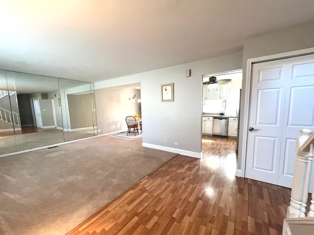 $2,750 | 1669 Cape Breton Court, Hoffman Estates, IL 60192