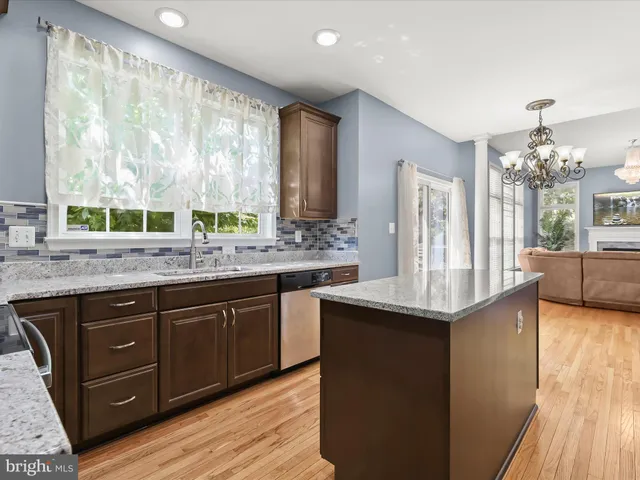 $875,000 | 5816 Rockburn Woods Way, Elkridge, MD 21075