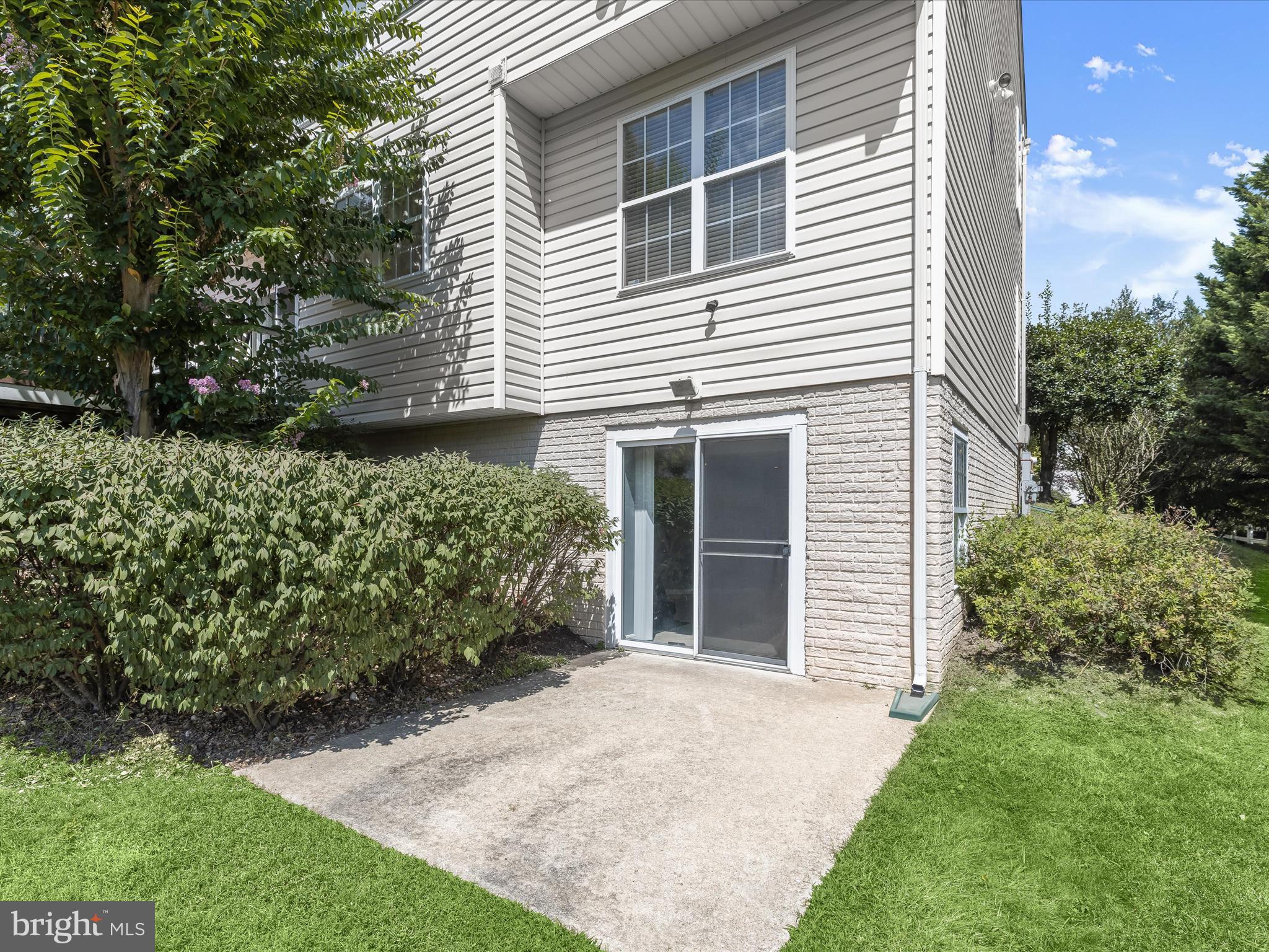 5816 Rockburn Woods Way Elkridge, MD 21075 - Photo 58 of 64 Patio