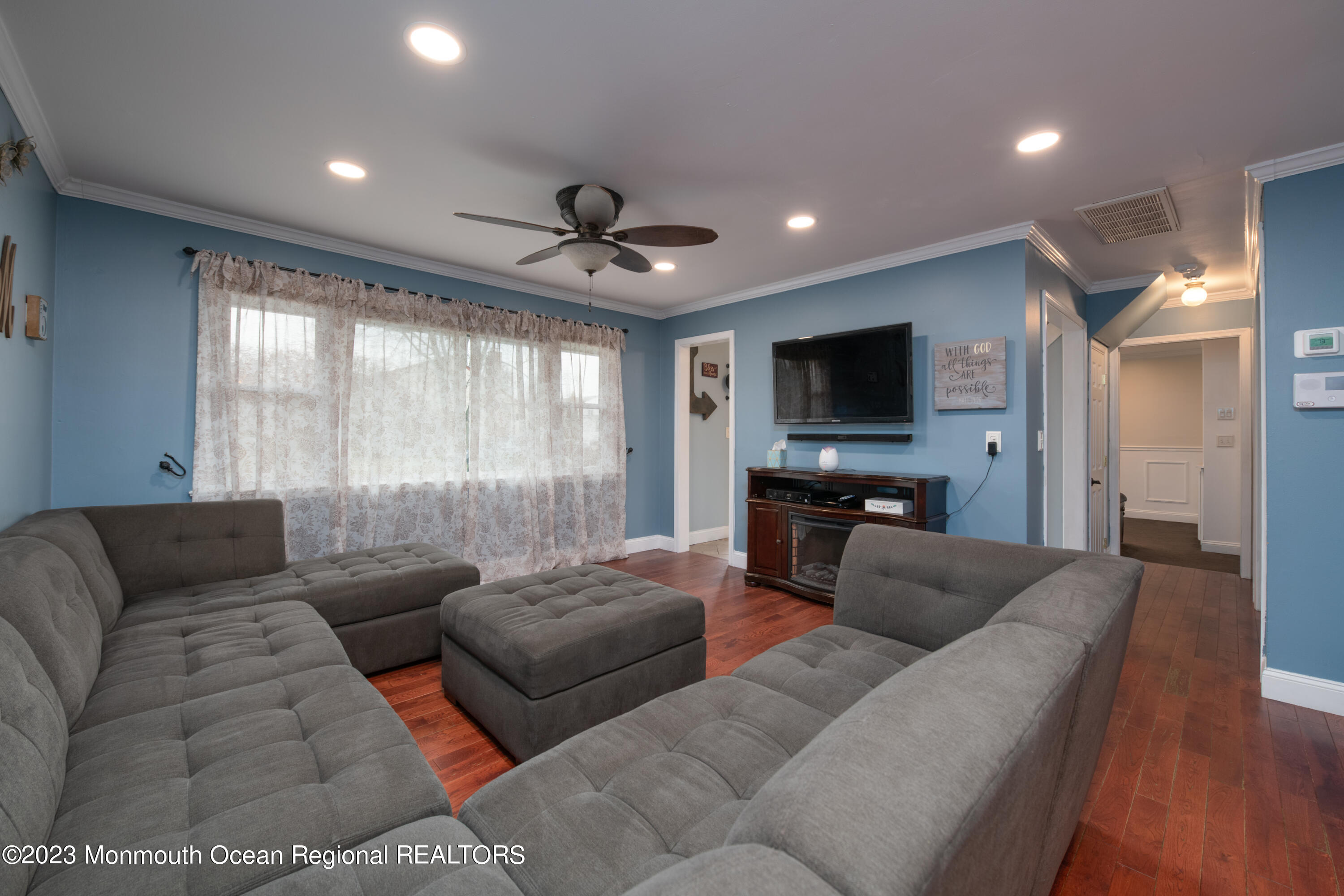 10 Spruce Street Hazlet, NJ 07730 - Photo 9 of 25 BAP_6011-Edit liv2