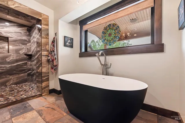 $2,999,900 | 14051 Deerfield Road, McCall, ID 83638