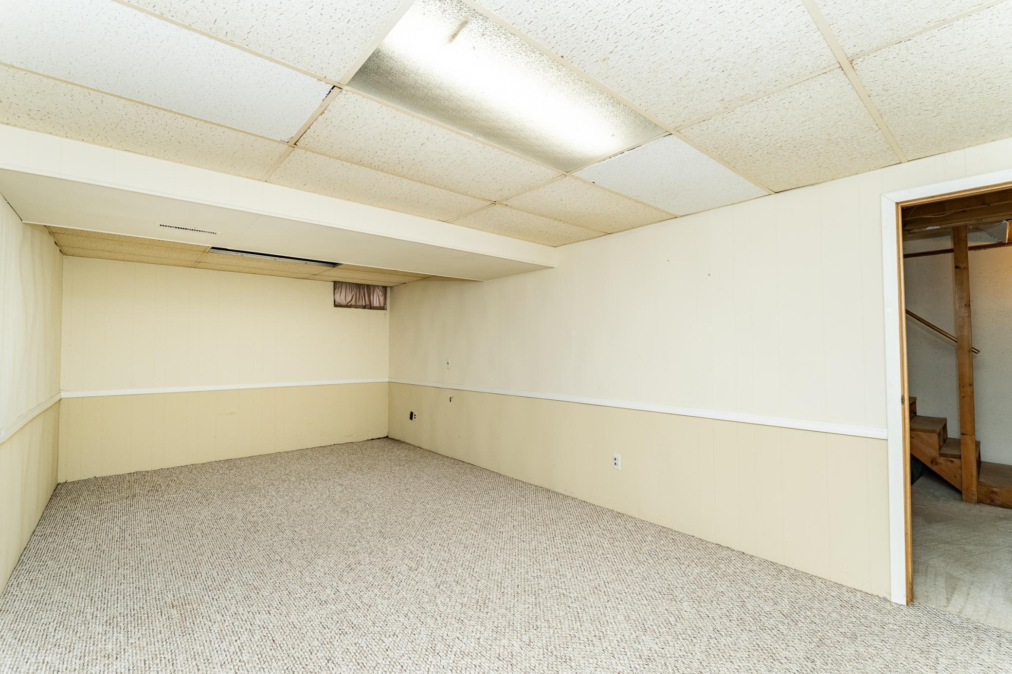 2855 24th Street Northwest Rochester, MN 55901 - Photo 23 of 27