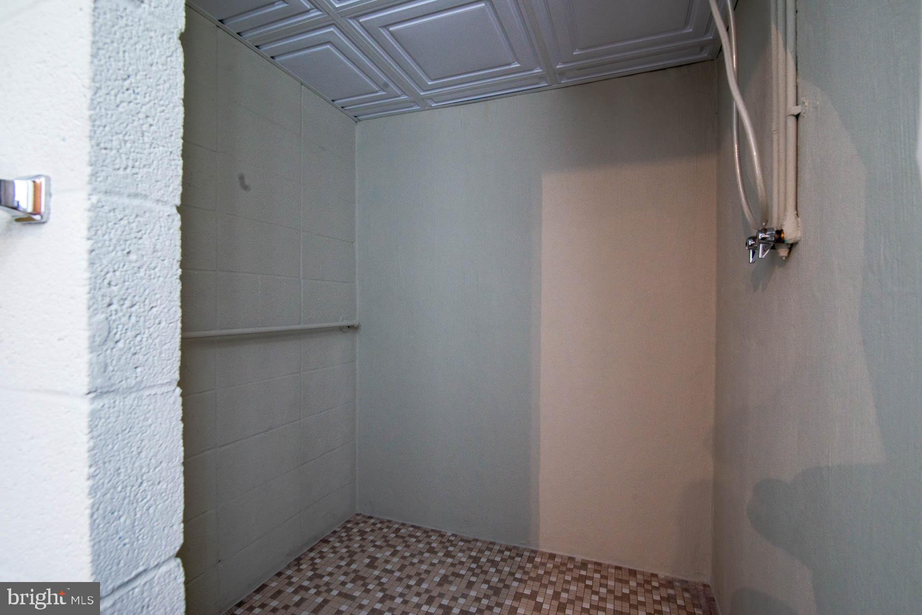 8215 North Boundary Road Baltimore, MD 21222 - Photo 27 of 38 Gallery Image 27