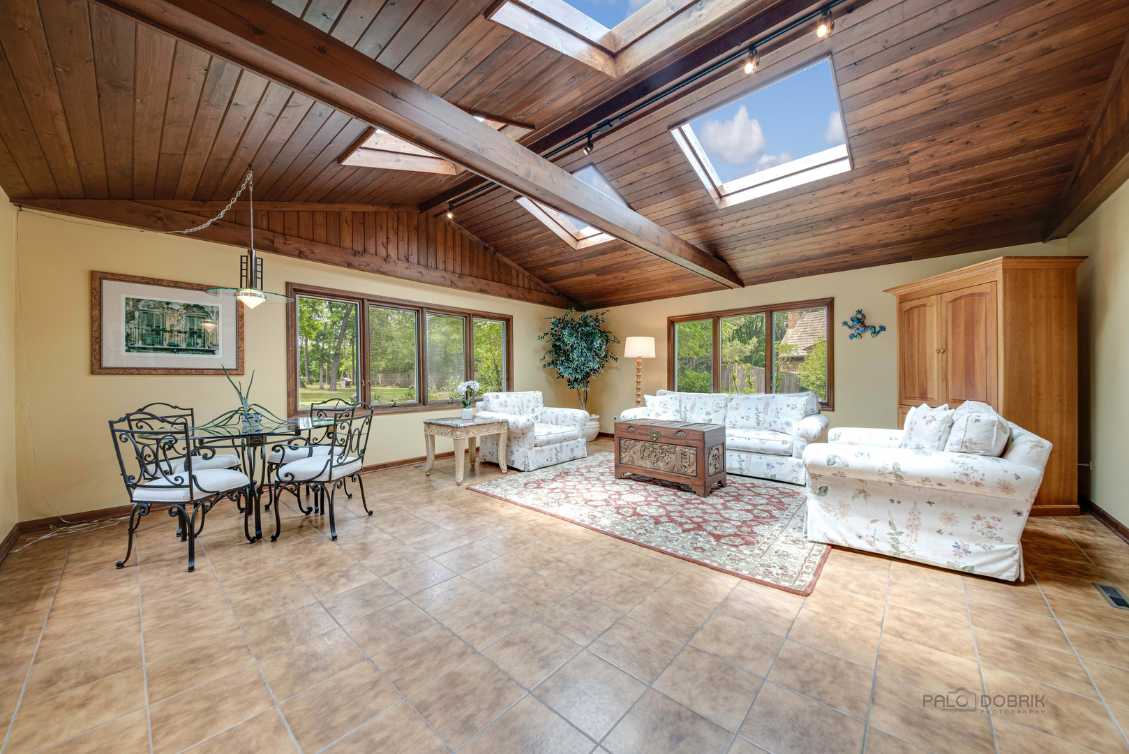 80 North Ridge Road Lake Forest, IL 60045 - Photo 8 of 36 a living room with furniture and a large window