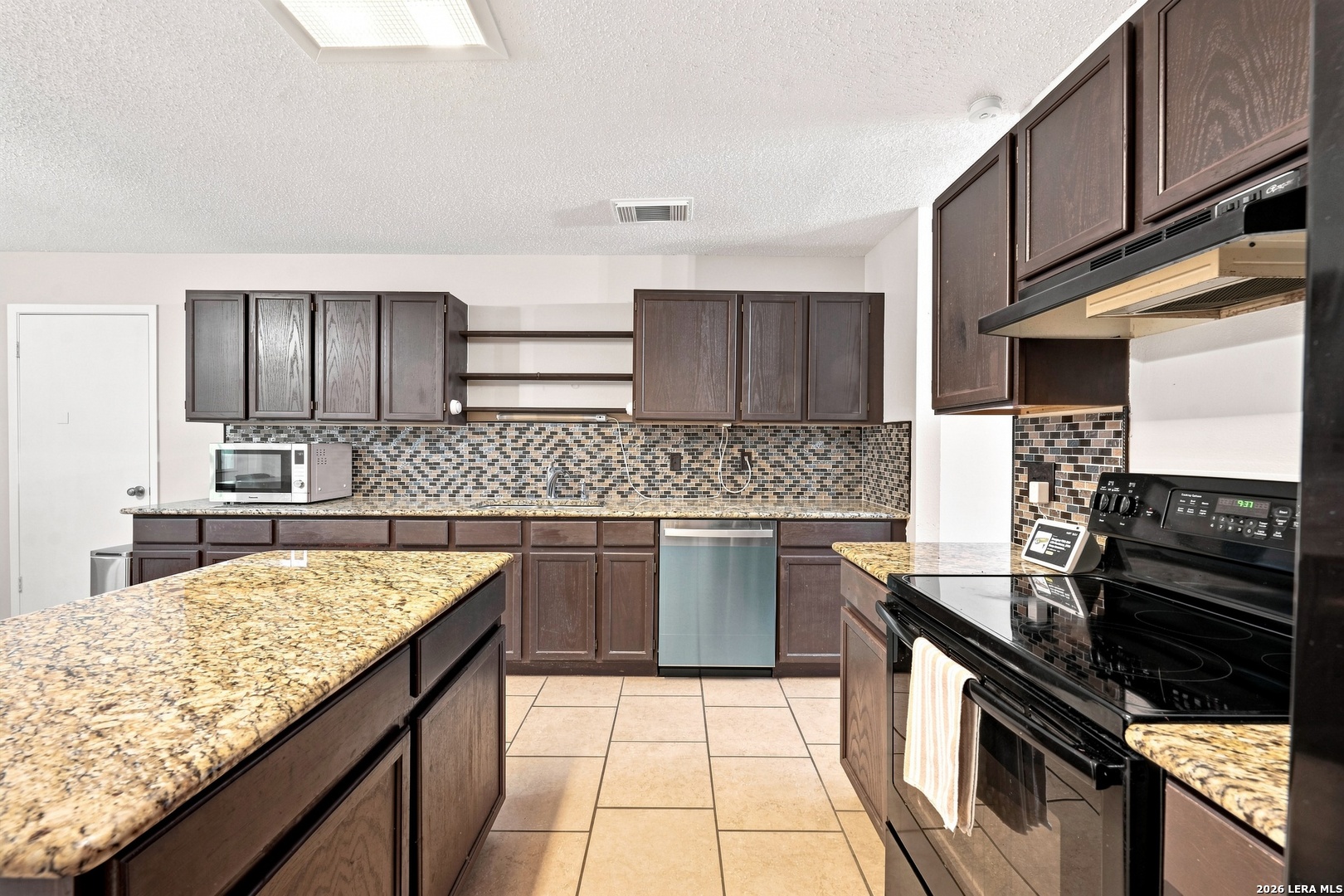 9266 Ridge Path San Antonio, TX 78250 - Photo 11 of 31 Gallery Image 11